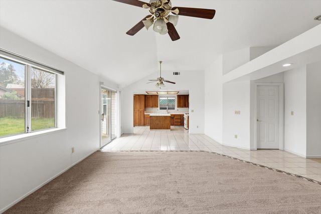 7170 Cloverleaf Way, Citrus Heights, CA 95621