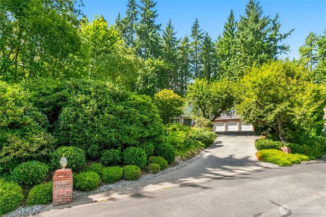 15427 178th Avenue NE, Woodinville, WA 98072