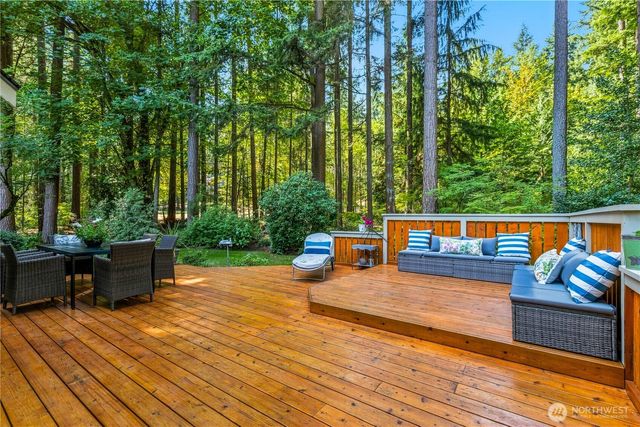 15427 178th Avenue NE, Woodinville, WA 98072