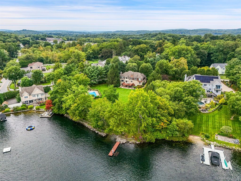 18 Clara Lane, Mahopac, NY 10541 — photo 3