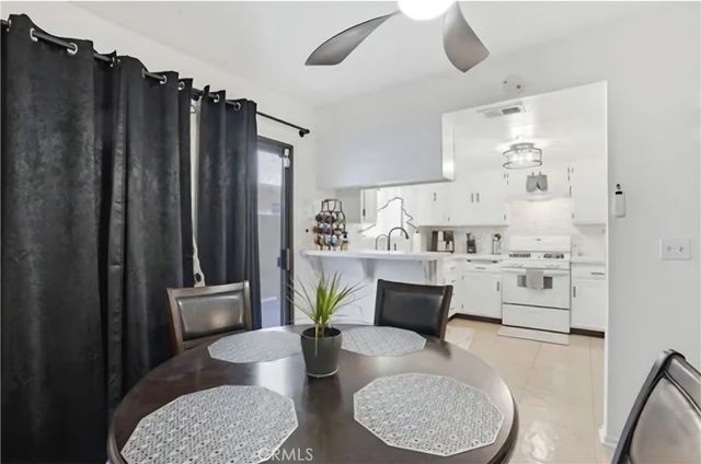 1340 W Avenue J4, Lancaster, CA 93534