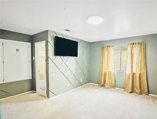 1340 W Avenue J4, Lancaster, CA 93534