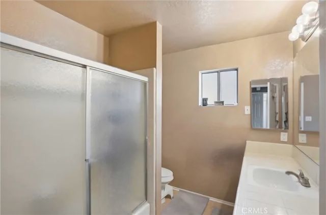 1340 W Avenue J4, Lancaster, CA 93534