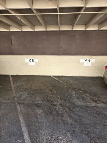 1340 W Avenue J4, Lancaster, CA 93534