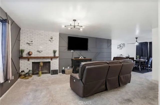 1340 W Avenue J4, Lancaster, CA 93534