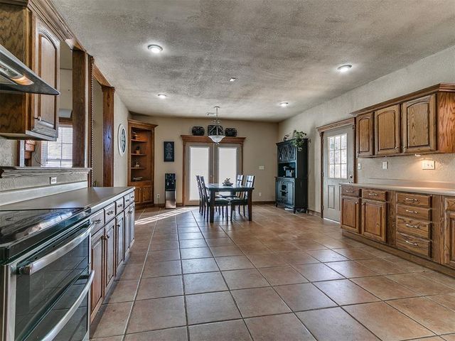 3826 NW 32nd Street, Newcastle, OK 73065