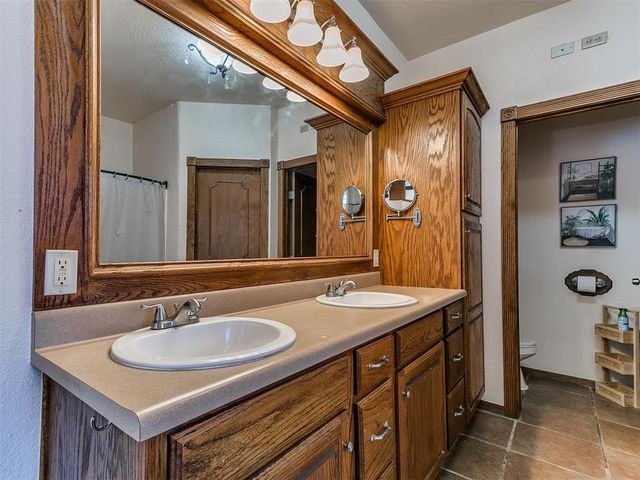 3826 NW 32nd Street, Newcastle, OK 73065