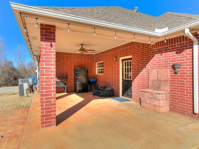 3826 NW 32nd Street, Newcastle, OK 73065
