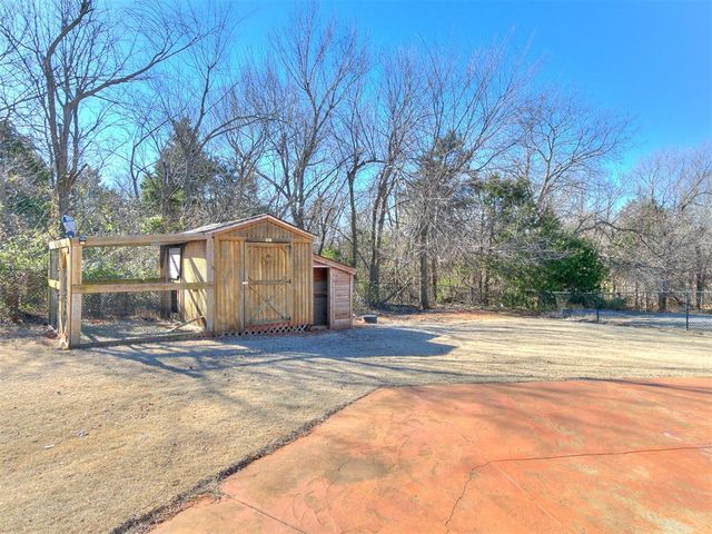 3826 NW 32nd Street, Newcastle, OK 73065