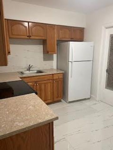 232 SW 10th Street, Hallandale Beach, FL 33009