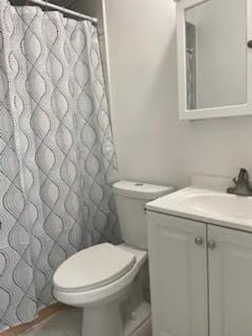 232 SW 10th Street, Hallandale Beach, FL 33009