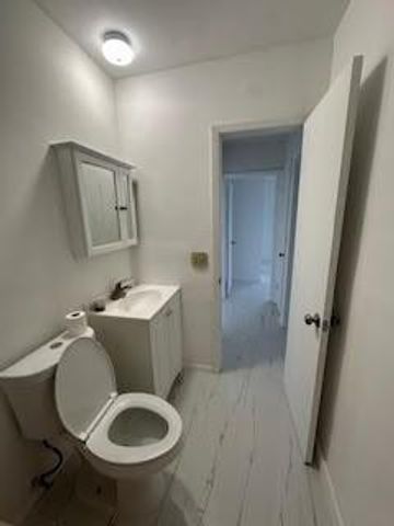 232 SW 10th Street, Hallandale Beach, FL 33009