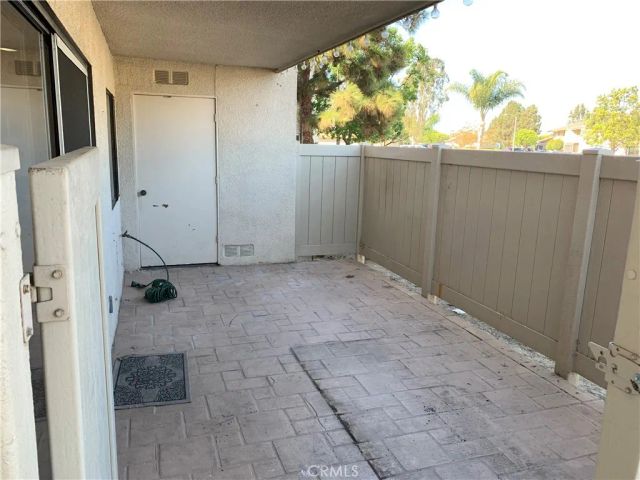 8877 Lauderdale Court 214-C, Huntington Beach, CA 92646