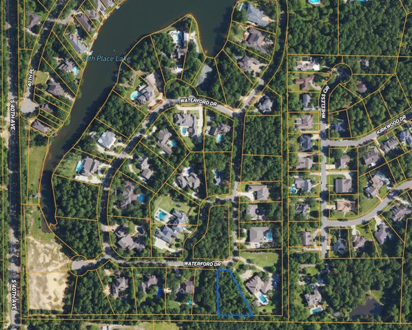 Lot 18 Waterford, Hattiesburg, MS 39402