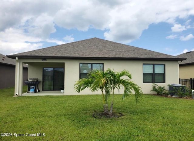 1994 Capital Drive SE, Palm Bay, FL 32909