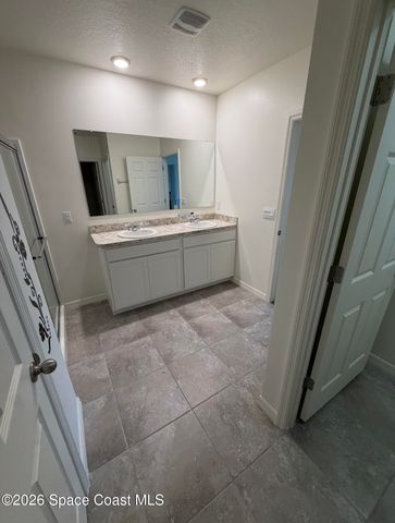 1994 Capital Drive SE, Palm Bay, FL 32909