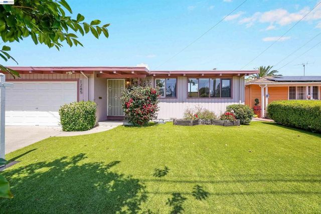 1285 Sangamore St, Hayward, CA 94545