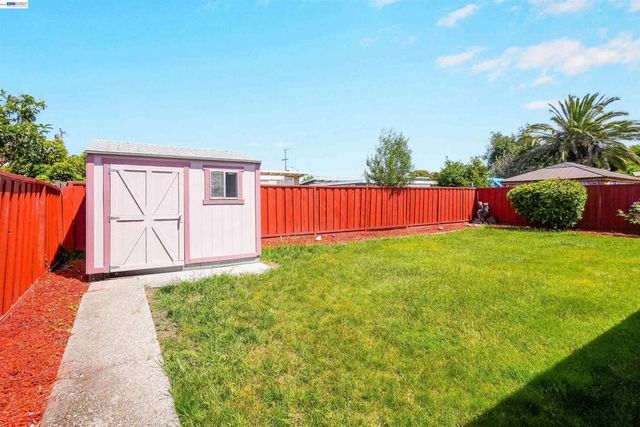 1285 Sangamore St, Hayward, CA 94545
