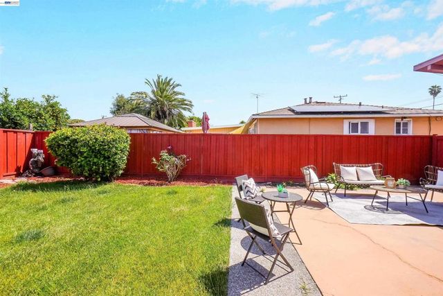 1285 Sangamore St, Hayward, CA 94545