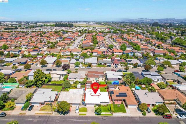 1285 Sangamore St, Hayward, CA 94545