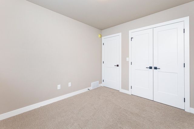 6753 67 Avenue S, Horace, ND 58002