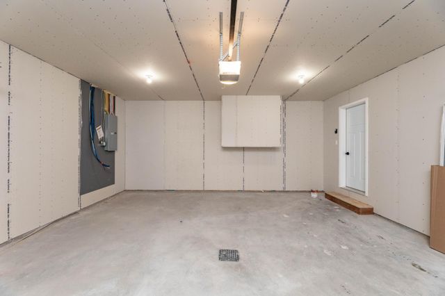 6753 67 Avenue S, Horace, ND 58002