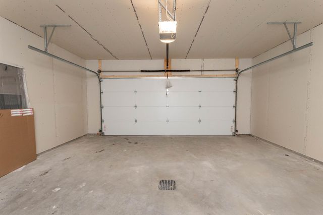 6753 67 Avenue S, Horace, ND 58002