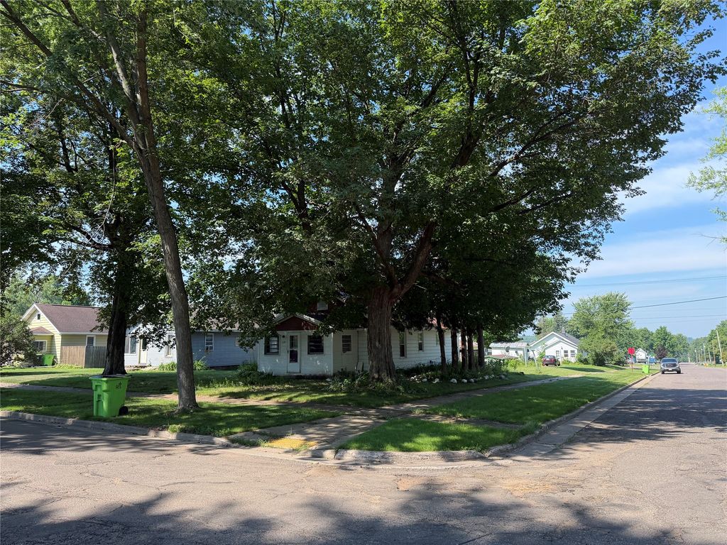 Image 21 of property listing at 220 N 5th Street, Cornell, WI 54732