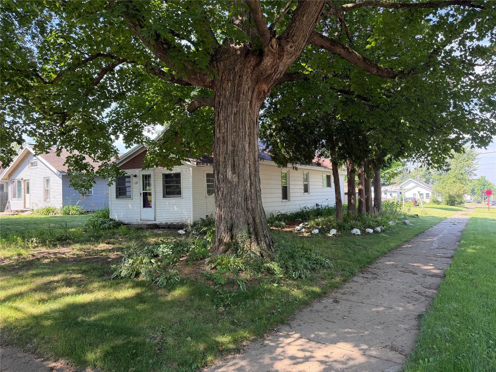 Image 25 of property listing at 220 N 5th Street, Cornell, WI 54732