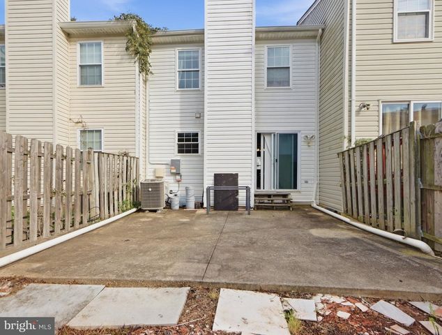 2967 HOBBLEBUSH CT, Glenarden, MD 20706