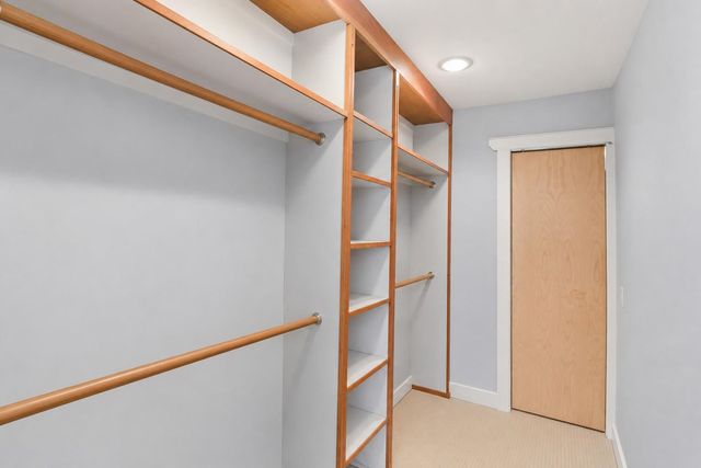 42 Blackberry Lane, Jamaica, VT 05343