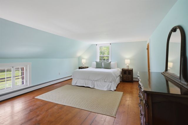 42 Blackberry Lane, Jamaica, VT 05343