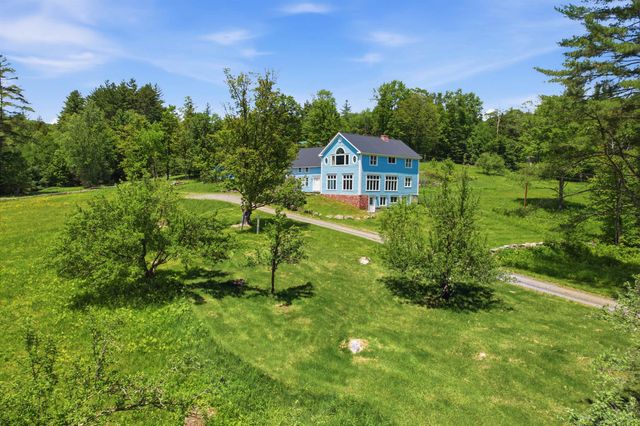 42 Blackberry Lane, Jamaica, VT 05343
