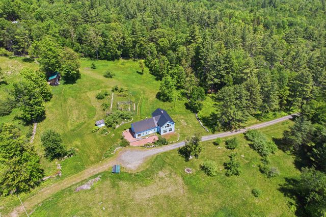 42 Blackberry Lane, Jamaica, VT 05343