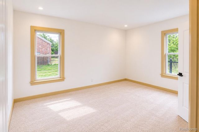 5072 Beaconsfield Street, Detroit, MI 48224
