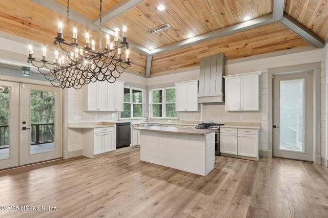 3775 FOREST Drive, Middleburg, FL 32068