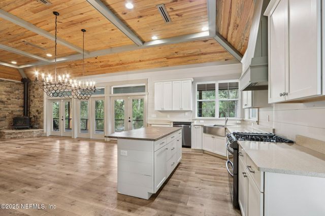 3775 FOREST Drive, Middleburg, FL 32068