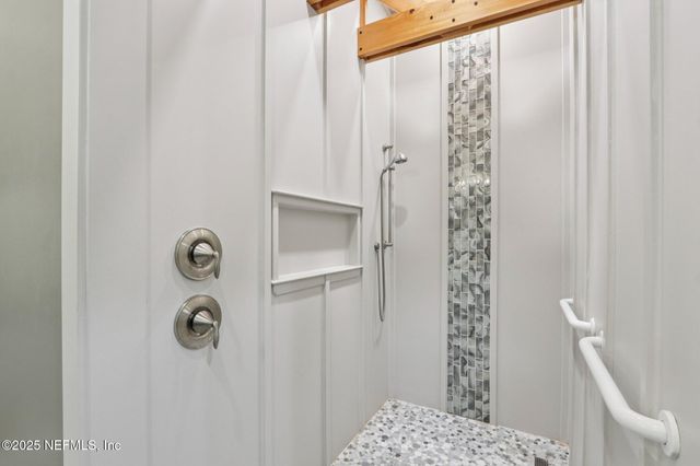 3775 FOREST Drive, Middleburg, FL 32068