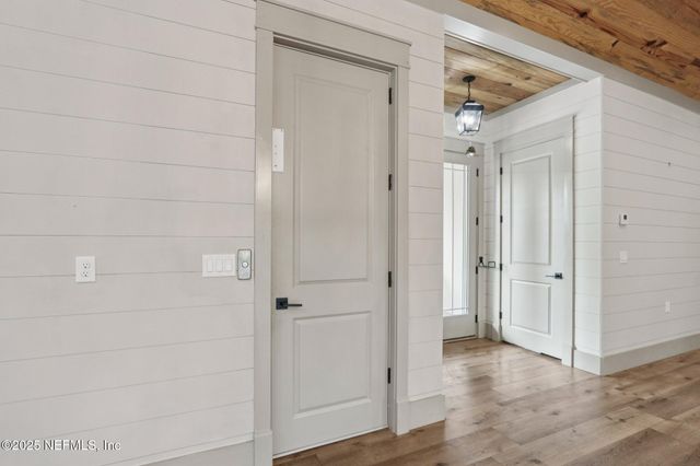 3775 FOREST Drive, Middleburg, FL 32068