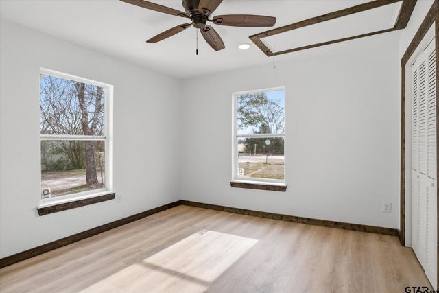 2942 FM 859, Edgewood, TX 75117