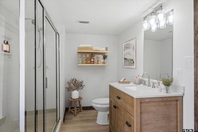 2942 FM 859, Edgewood, TX 75117