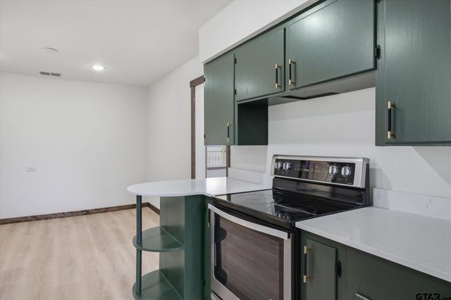 2942 FM 859, Edgewood, TX 75117