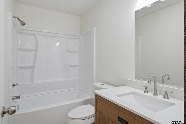 2942 FM 859, Edgewood, TX 75117