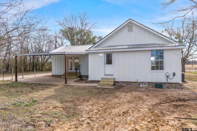 2942 FM 859, Edgewood, TX 75117