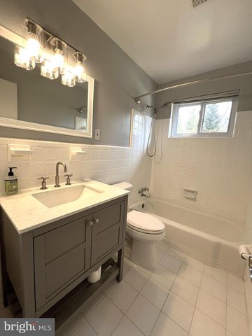 1201 ALLENDALE RD, Mclean, VA 22101