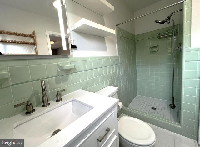 1201 ALLENDALE RD, Mclean, VA 22101