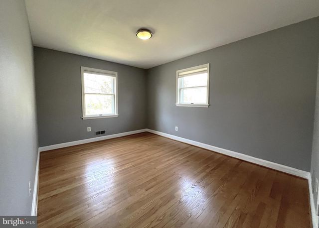 1201 ALLENDALE RD, Mclean, VA 22101