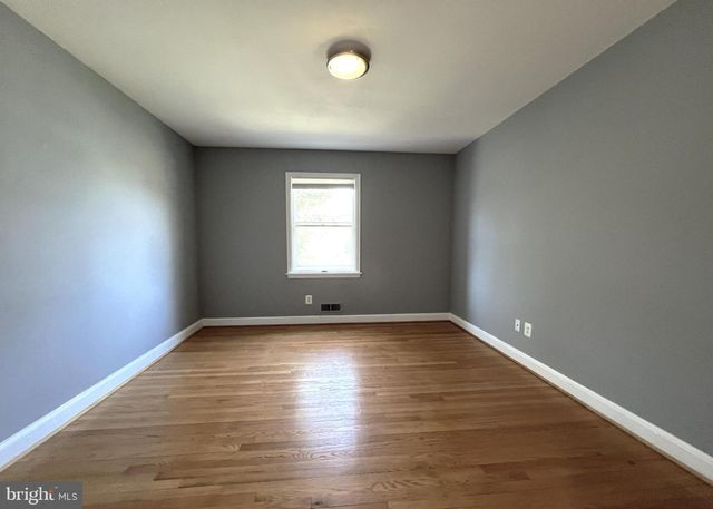 1201 ALLENDALE RD, Mclean, VA 22101