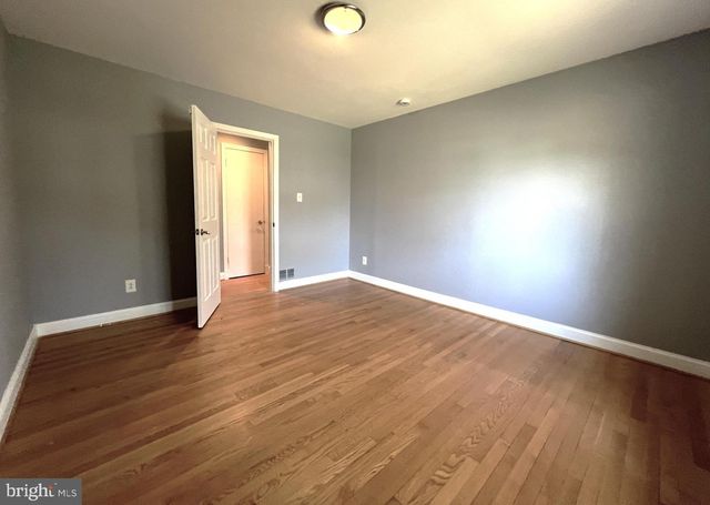 1201 ALLENDALE RD, Mclean, VA 22101