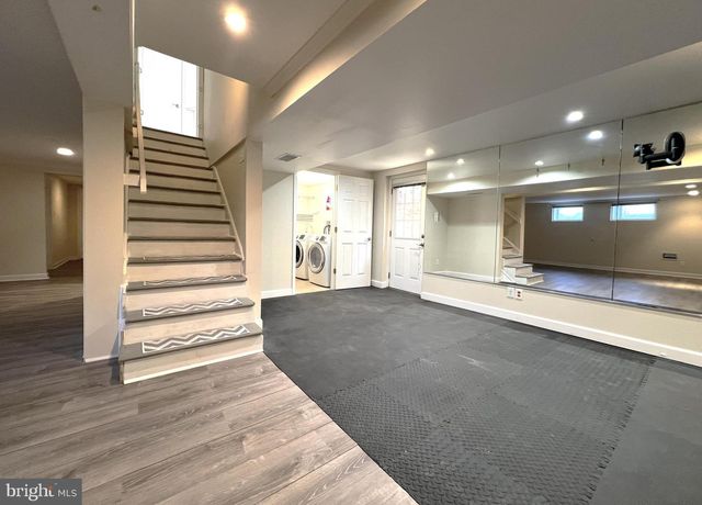 1201 ALLENDALE RD, Mclean, VA 22101